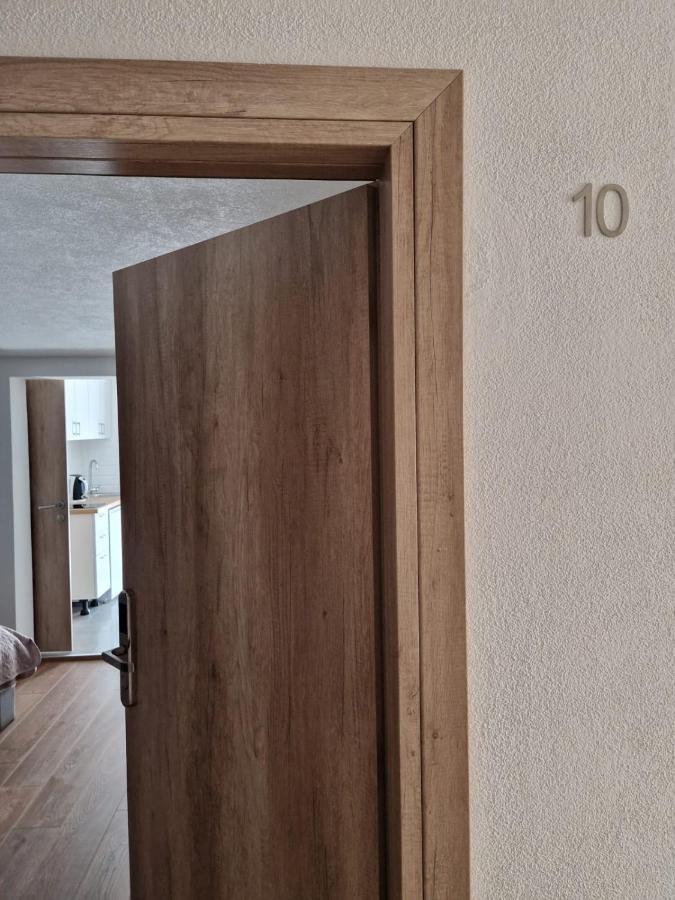 Apartments Petrovic Makarska Exterior photo